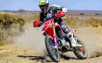 HONDA TAKES DOUBLE CROSS COUNTRY TITLES