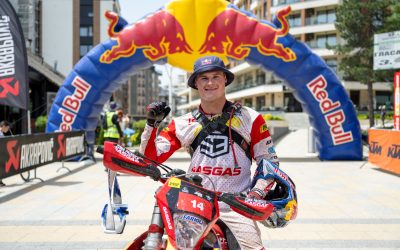 RED BULL ATHLETE WADE YOUNG READY FOR INNER CITY ENDURO ACTION