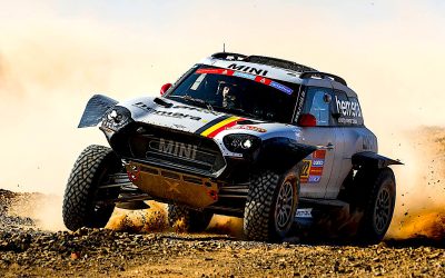 SA TOYOTAS LEAD AS MINIS TAKE DAKAR DAY 1-2