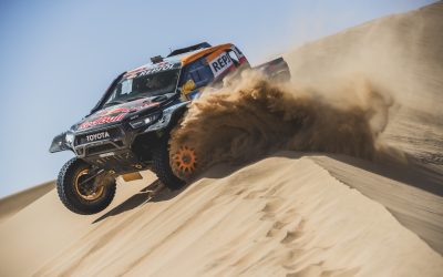 LATEGAN/CUMMINGS TAKE DAKAR LEAD FOR TGR AFTER STAGE 2